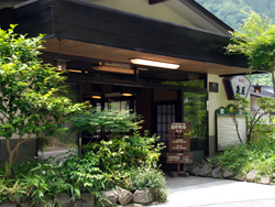 純和風旅館　泉屋
